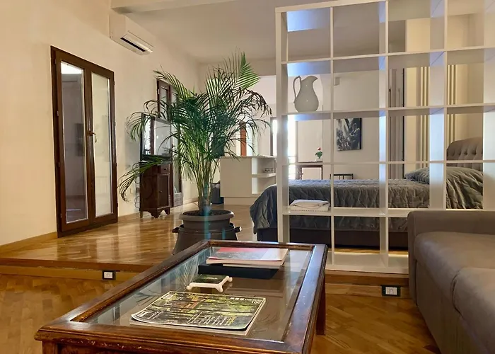 Loft Del Pratello Апартаменты Болонья