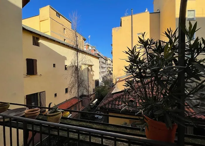 Апартаменты Loft Del Pratello Болонья