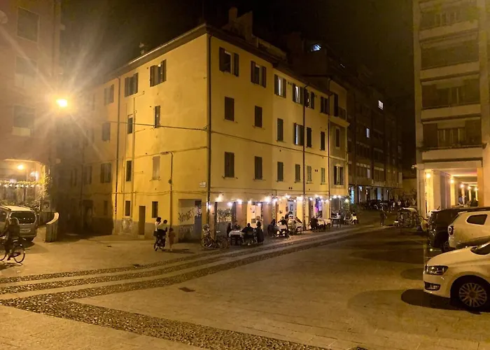 Loft Del Pratello * بولونيا