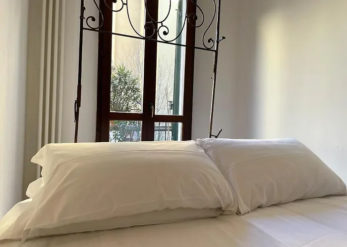 Loft Del Pratello Апартаменты *