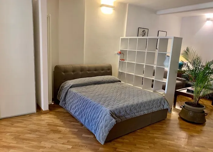 Loft Del Pratello Апартаменты Болонья