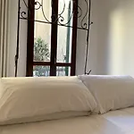 Loft Del Pratello Lägenhet *